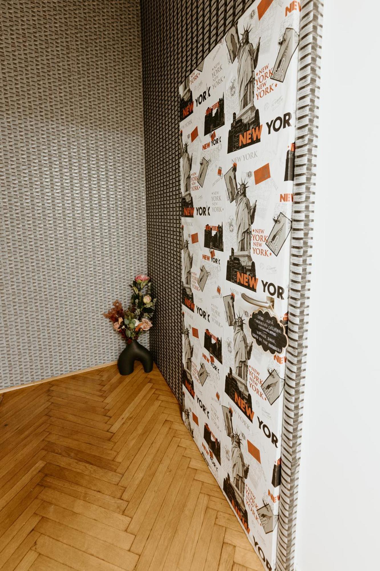 Margaret & Violet - Stylish Downtown In Apartament *