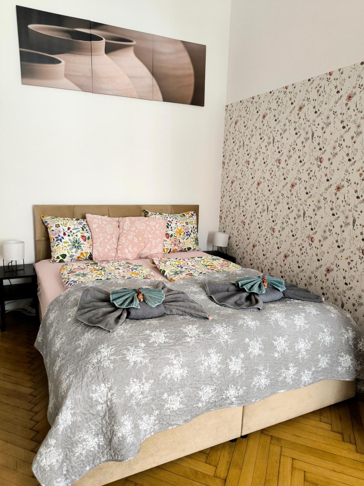 Margaret & Violet - Stylish Downtown In Apartament Budapeszt